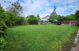 Casa  la Platoul Cornesti cu 12 camere cu Piscina Interioara