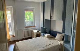 Casă tip duplex, de vanzare, cu 10 camere, 365 mp, zona Libertatii