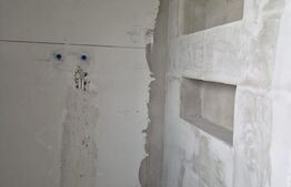 Casa noua cu 4 camere de vanzare in Ernei, 14 ari teren!