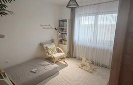 Apartament de vanzare, cu 3 camere, 71 mp, zona Unirii