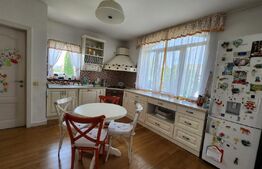 Vila Exclusivistă , 300mp utili si teren de 1300mp, Sântana de Mureș