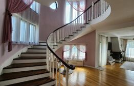 Vila Exclusivistă , 300mp utili si teren de 1300mp, Sântana de Mureș