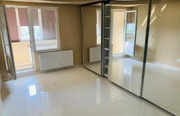 Apartament de vanzare, cu 3 camere, 76 mp, zona Tudor