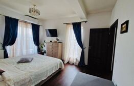 Apartament elegant, de vanzare, cu 4 camere, zona Unirii