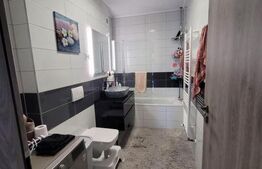 Apartament cu 3 camere, 72 mp, zona Libertatii 