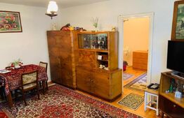 Apartament de vanzare, cu 3 camere, zona 7 Noiembrie