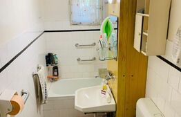 Apartament de vanzare, cu 3 camere, zona 7 Noiembrie