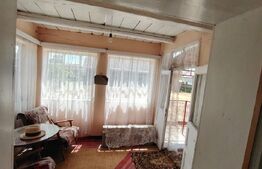 Casa renovabila 2240mp  teren in Raciu