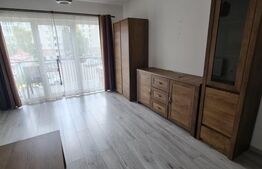 Apartament de vanzare, cu o camera decomandata, 84 mp, zona Tudor