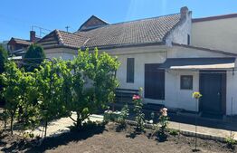 Casă de vanzare, cu 3 camere, 85 mp, zona semicentrala 