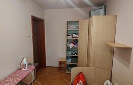 Apartament de vanzare, cu 3 camere, 54 mp, etaj 3, zona Tudor