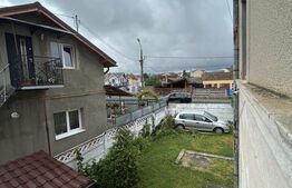 Apartament de vanzare, cu 2 camere, cu gradina, zona semicentrala