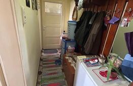 Apartament de vanzare, cu 2 camere, cu gradina, zona semicentrala