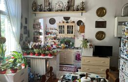 Casă, stil clasic, ultracentral – Teren 1344 mp