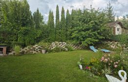 Vila de vanzare in Livezeni cu privelste deosebita, 970mp teren 