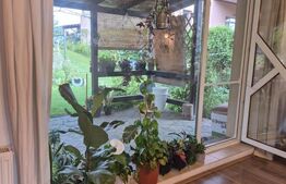 Vila de vanzare in Livezeni cu privelste deosebita, 970mp teren 