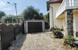 Casă solidă cu pod, foișor și 2 garaje in Tarnaveni
