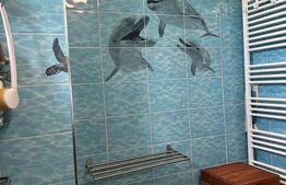 Apartament modern cu 3 camere, complet mobilat și utilat – Zonă semicentrală