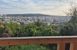 Casa de vacanta  de vanzare, cu vedere panoramica, zona Tudor