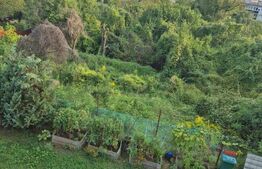 Casa de vacanta  de vanzare, cu vedere panoramica, zona Tudor