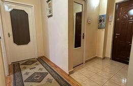 Apartament de vanzare, cu 3 camere, 70 mp, parcare inclusa, zona Mureseni