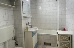 Apartament 3 camere decomandat, 65,5 mp, etaj 2/4,  zona Unirii