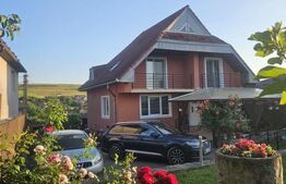 Casă solidă cu teren generos – Voiniceni, 1138 mp, zonă liniștită