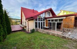 Casa moderna cu design deosebit,situata intr-o zona linistita.