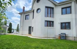 De inchiria Vila Exclusivistă , 300mp utili si teren de 1300mp, Sântana de Mureș