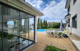 De inchiria Vila Exclusivistă , 300mp utili si teren de 1300mp, Sântana de Mureș