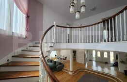 De inchiria Vila Exclusivistă , 300mp utili si teren de 1300mp, Sântana de Mureș