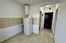 Vand garsoniera, aproape de Spitalul Judetean si UMF