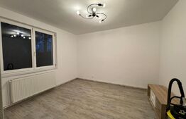 Vand apartament 2 camere, decomandat, Cornisa