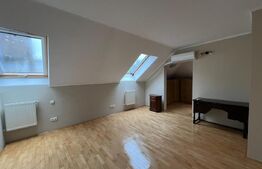 Casă de vanzare, 229 mp, cartierul 7 Noiembrie 