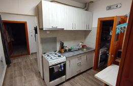 Casa 3 camere, 85 mp, zona Centrala