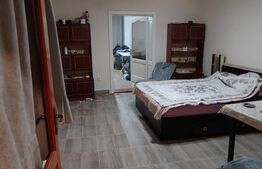 Casa 3 camere, 85 mp, zona Centrala