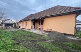 Casă cu teren 645 mp în Santana de Mureș – 107 mp utili