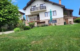 Vila superba de vanzare in Bardesti, 240 mp, 636 mp teren