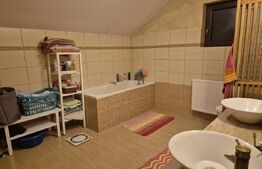 Vila superba de vanzare in Bardesti, 240 mp, 636 mp teren