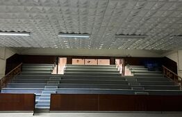 Spatiu comercial de inchiriat, 900 mp, zona Semicentral 