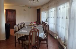 Casa de vanzare in Corunca, ideala pentru 2 familii sau pensiune