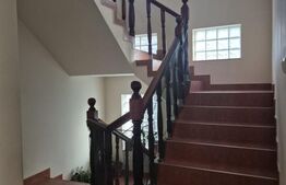 Casa de vanzare in Corunca, ideala pentru 2 familii sau pensiune