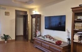 Casa de vanzare in Corunca, ideala pentru 2 familii sau pensiune