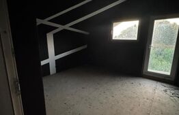 Casa de vanzare in Petrilaca