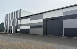 Spații de birouri și hale de producție la 5 min de TArgu Mureș de închiriat 