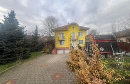 Casă de vânzare – teren 960 mp, 250 mp utili, zona Unirii