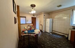 Apartament 4 camere, 81 mp, zona Dambu Pietros 