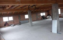 Spatiu comercial central! 1200mp! Reghin!