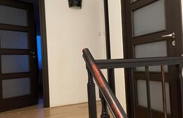 Vand apartament 3 camere, 92 mp, in zona Spitalului Judetean