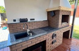 Casa de vanzare, 244 mp, strada Sfantul Stefan